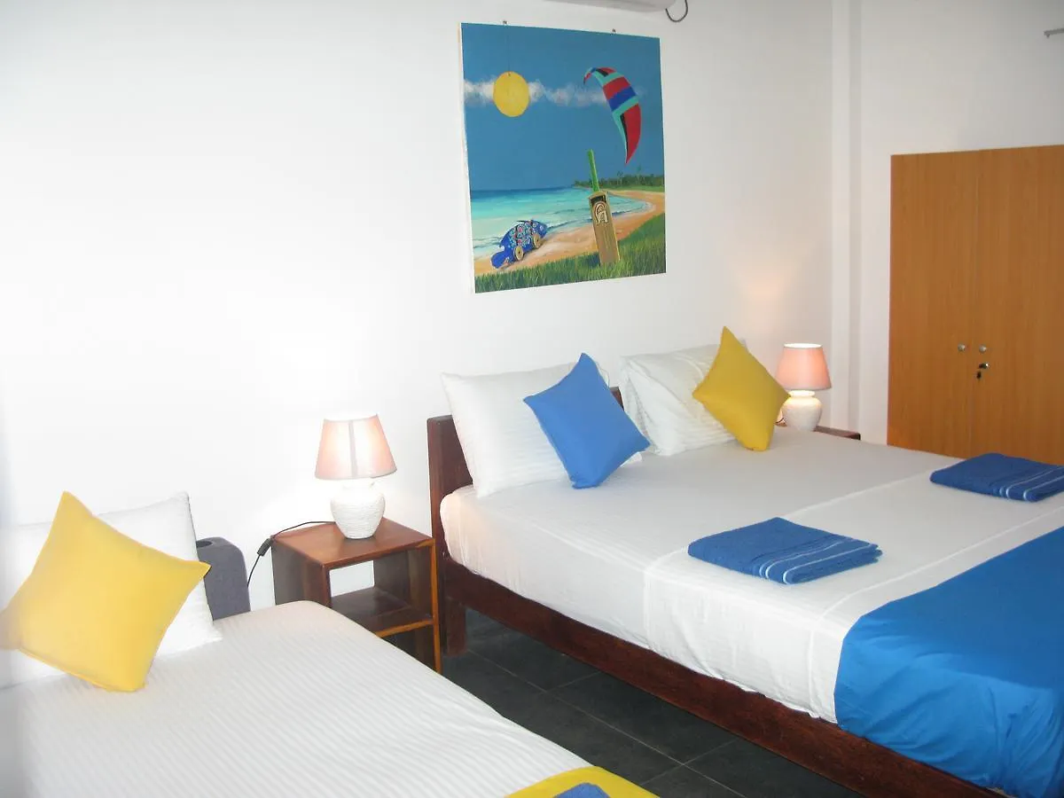 Anuhas Airport Villas Katunayake 3*,  Sri Lanka